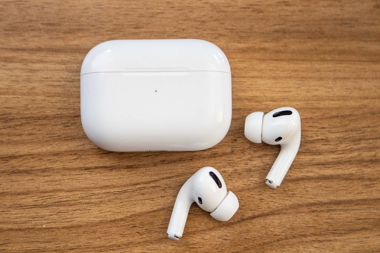 Features and Functionality of airpods