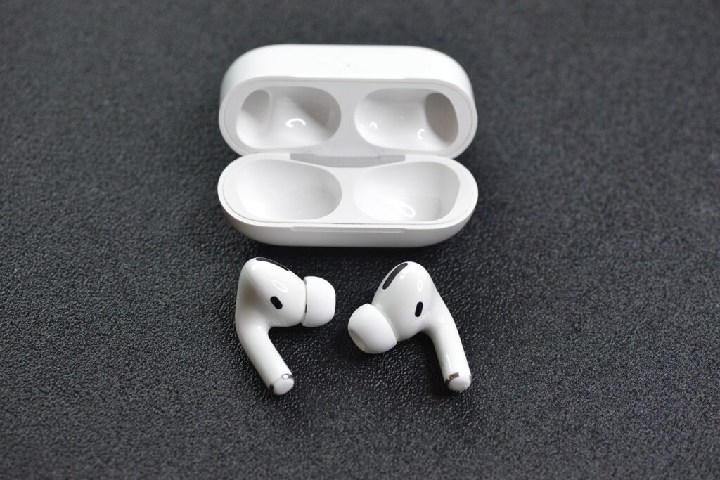 AirPods Pro vs AirPods 3rd Generation